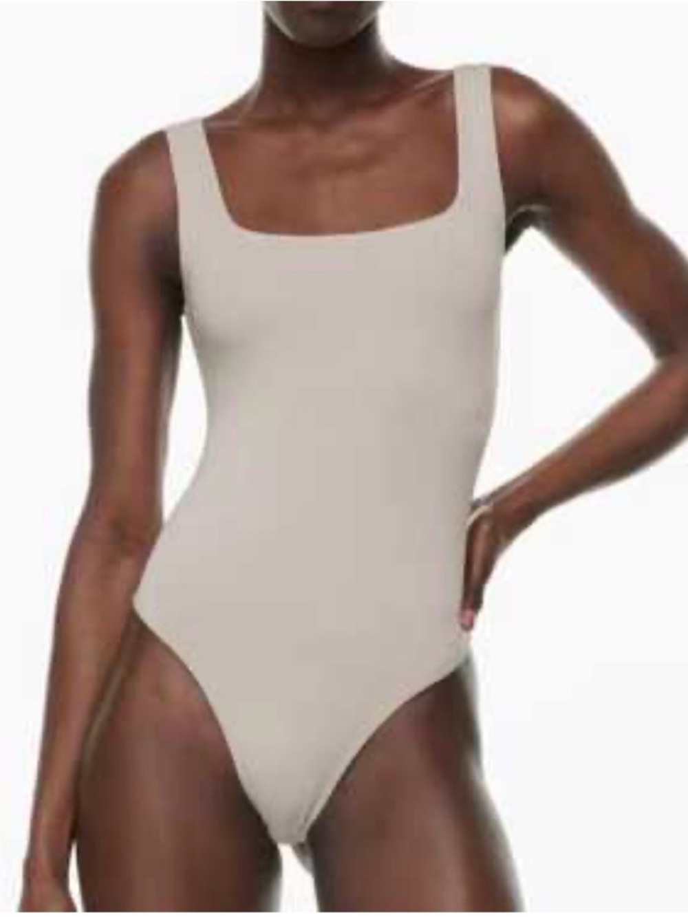 Aritzia Babaton Contour Bodysuit Size M Cream Sleeveless Stretched